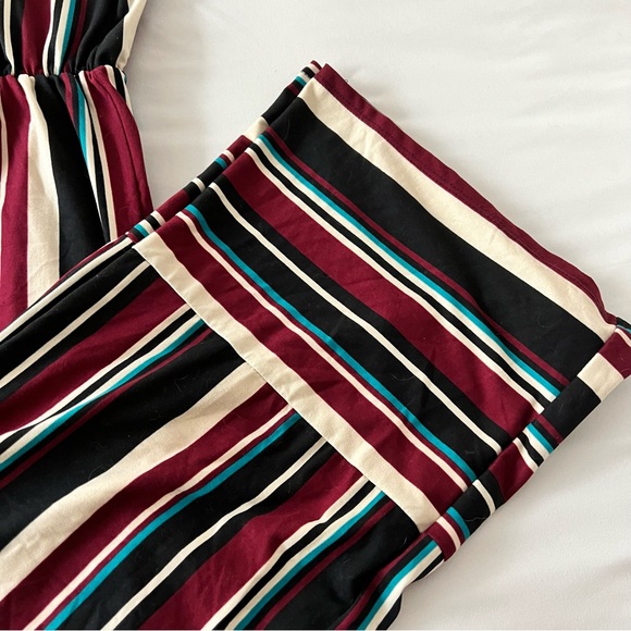 Wide Leg Jumpsuit - Picture 3 of 3